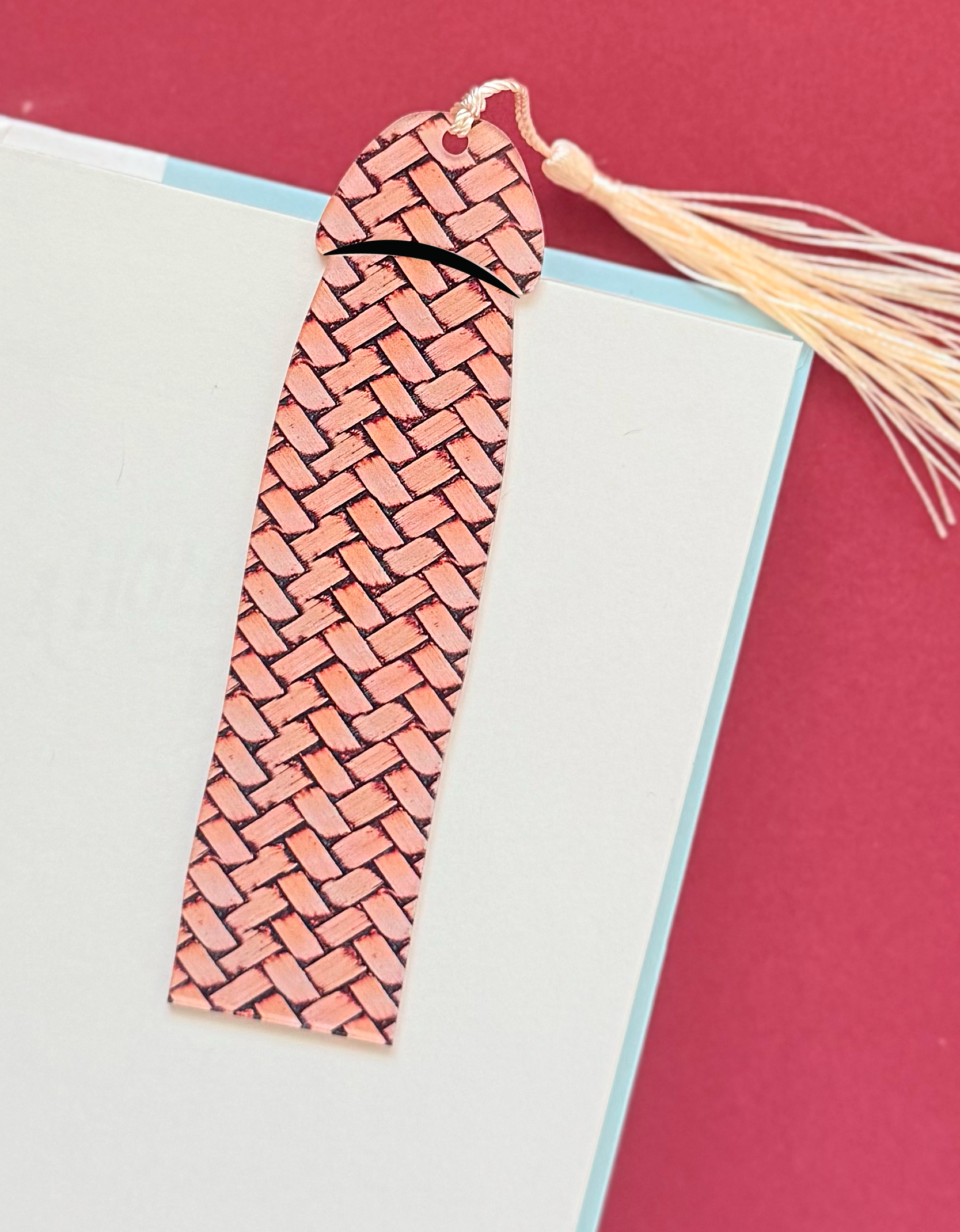 Wicker Cockmark