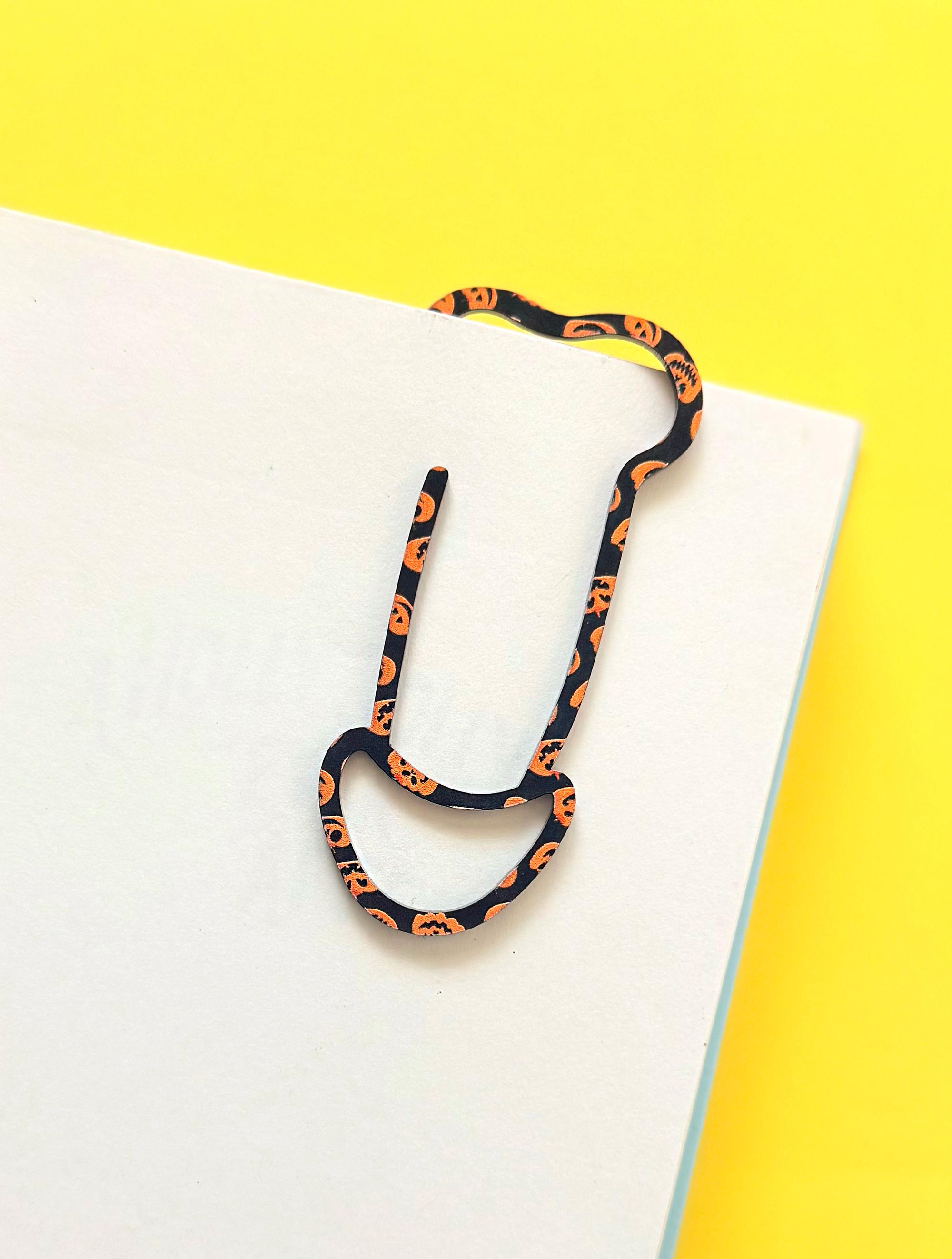 Pumpkin Cockclip