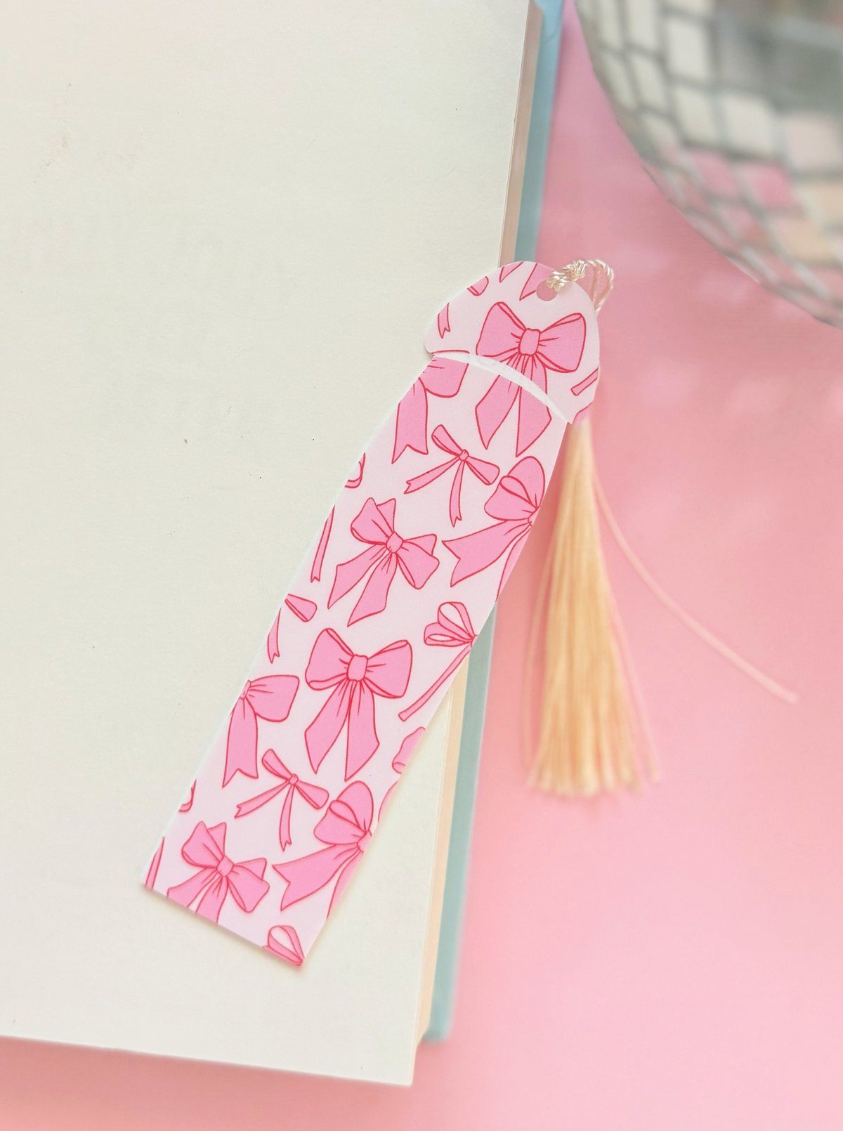 Pink Bows Cockmark